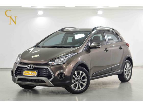 HYUNDAI HB20X 1.6 16V STYLE FLEX 4P AUTOMÁTICO